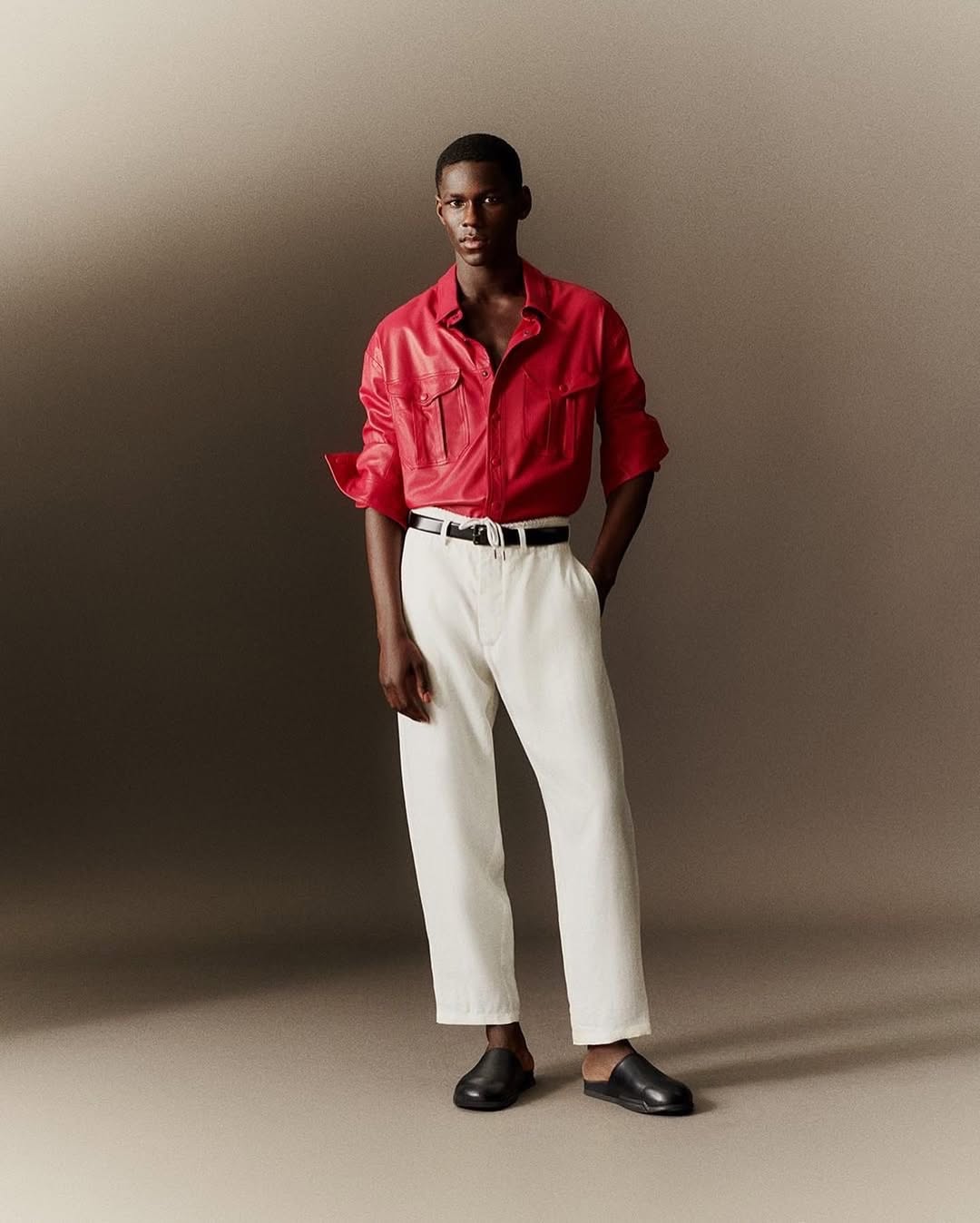 Giorgio Armani SS22 — photo 4, Giorgio Armani, shot in Milano | soloprod, film and photography production company Milan Italy
